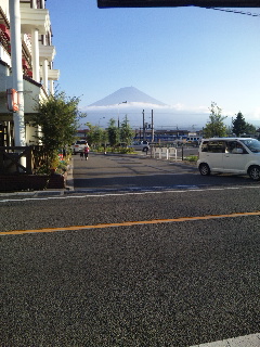 �͌��Ήw�O�X����̕x�m�R�n�b�L���ƌ����܂�(^_-)-��