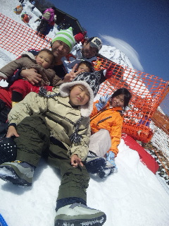 �Ƒ��T�[�r�X����